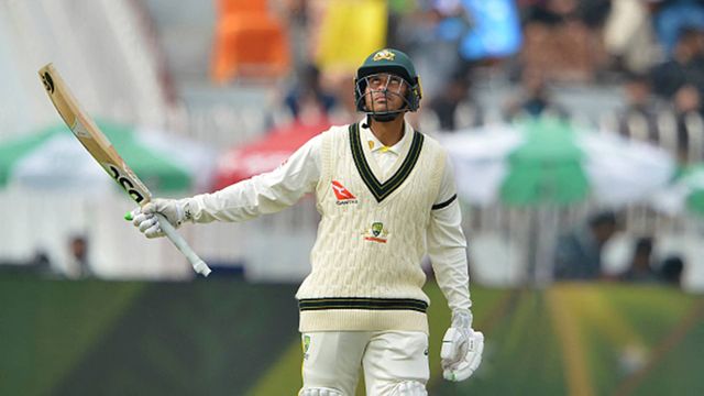 Usman Khawaja's dropped catch costs Pakistan as Australia post 271/2 on Day 3 in Rawalpindi Test Usman Khawaja's dropped catch costs Pakistan as Australia post 271/2 on Day 3 in Rawalpindi Test