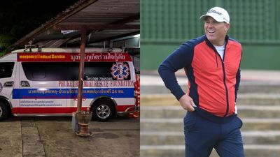 Shane Warne's mortal remains arrive in Melbourne SportsTak