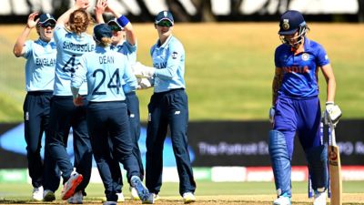 Women's WC: India repeat 2017 World Cup final fiasco, stunned by defending champions England SportsTak
