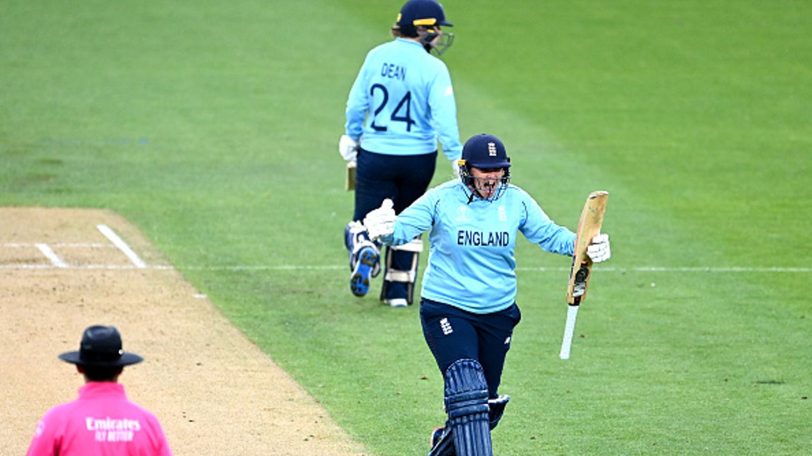 Women's World Cup 2022: England secure a thrilling one-wicket win against New Zealand to keep their semi-final hopes alive Women's World Cup 2022: England secure a thrilling one-wicket win against New Zealand to keep their semi-final hopes alive
