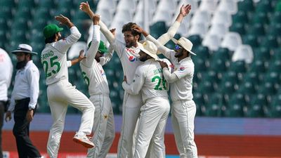 Khawaja, Smith's fifties help Australia recover after Afridi's double blow with new ball SportsTak