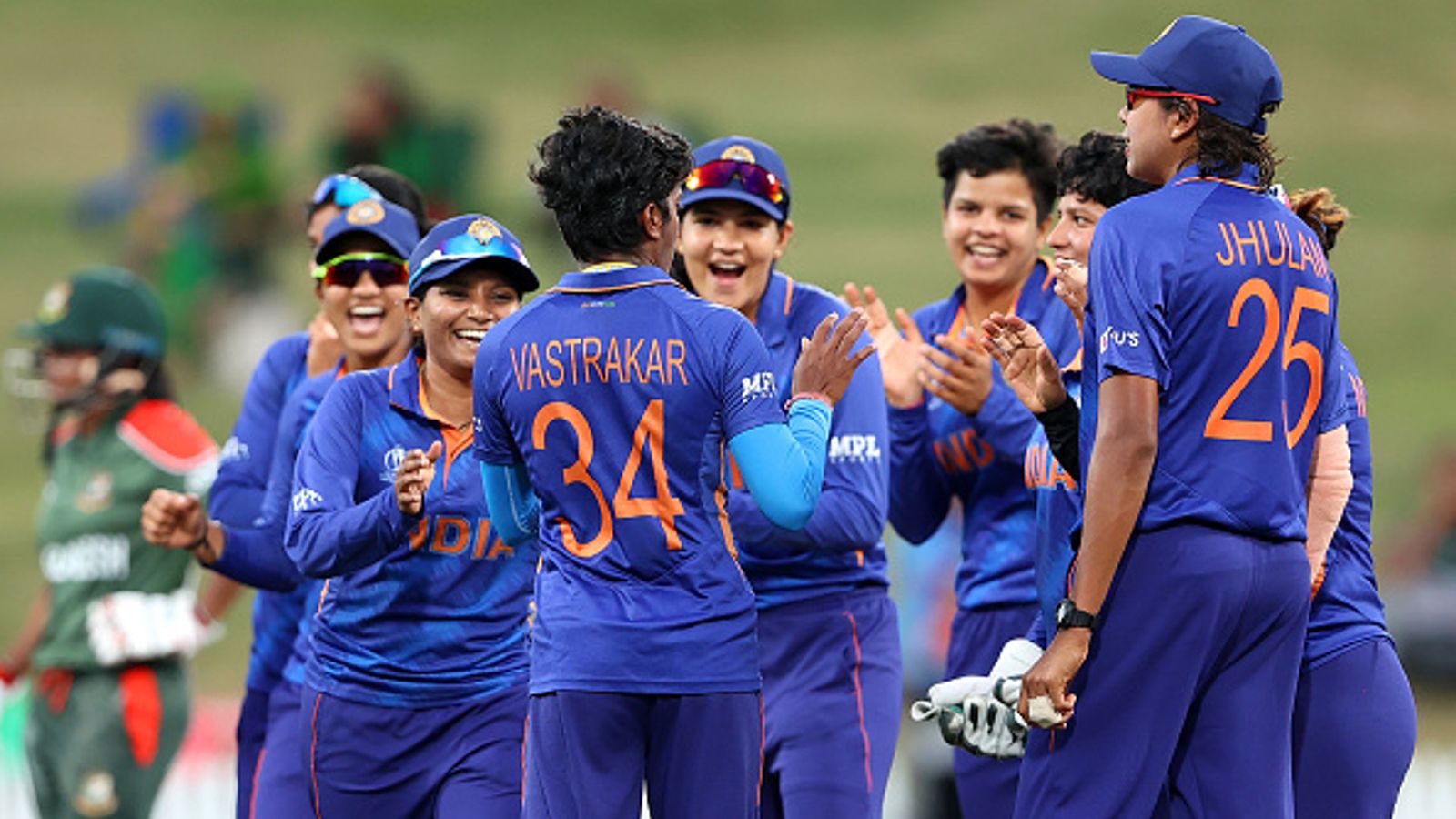Women's World Cup 2022: India beat Bangladesh by 110 runs to keep their semi-final hopes alive Women's World Cup 2022: India beat Bangladesh by 110 runs to keep their semi-final hopes alive