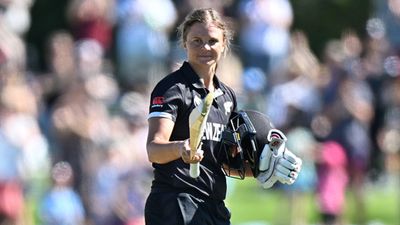 ICC Women's World Cup: Suzie Bates hits century as New Zealand clinch 71-run victory against Pakistan SportsTak
