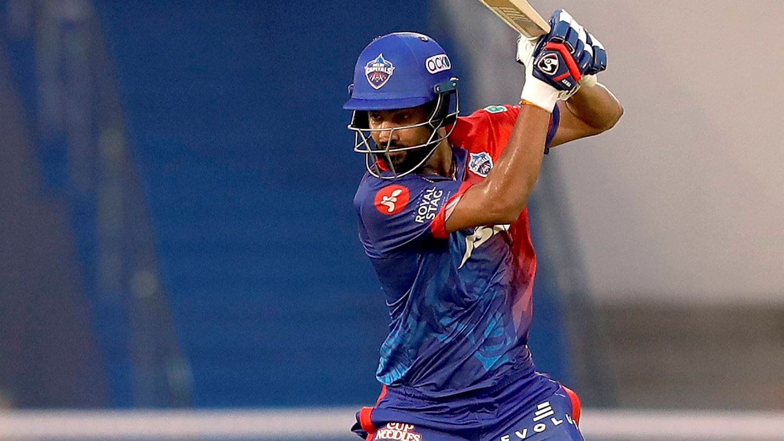 75 runs in 5 overs! Lalit Yadav, Axar Patel blow away Rohit Sharma’s bowlers as Mumbai Indians continue old habit 75 runs in 5 overs! Lalit Yadav, Axar Patel blow away Rohit Sharma’s bowlers as Mumbai Indians continue old habit