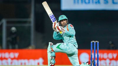 LSG's Deepak Hooda breaks silence on old tiff with teammate Krunal Pandya SportsTak