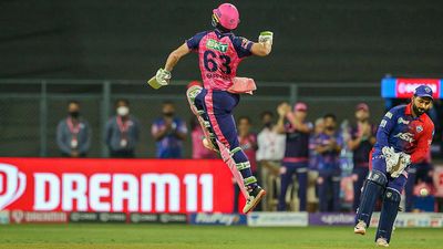 Last-over drama over no-ball call spoils Powell's six fest as DC lose high-scoring affair after Buttler's sensational 3rd ton of season SportsTak