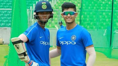 Not picked after trial by Rajasthan Royals, Yuvraj Singh's clone smashes record 37 sixes in 578-run knock in U-23 Punjab tournament SportsTak