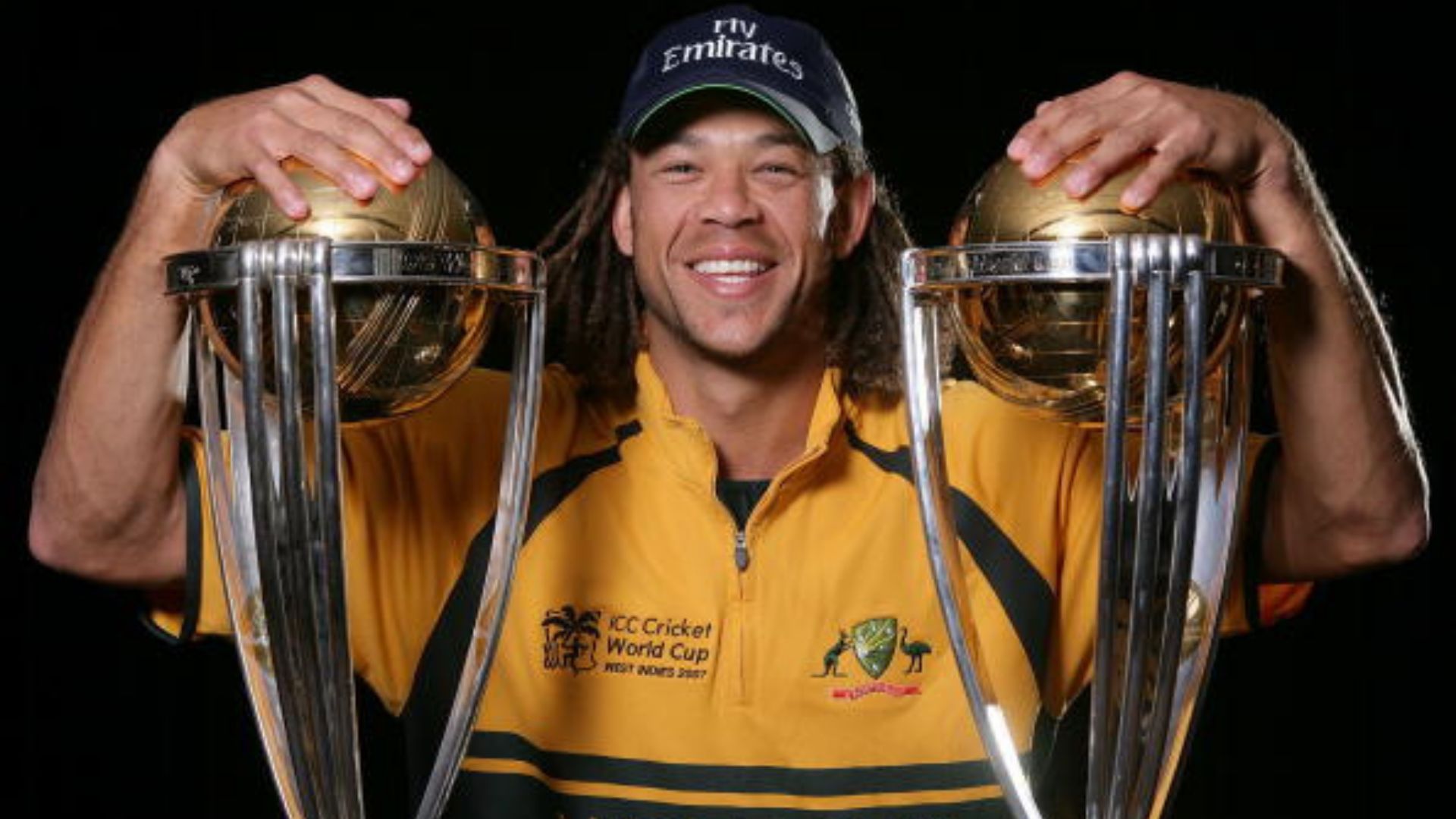 Former Australian World Cup winner Andrew Symonds dies in car crash Former Australian World Cup winner Andrew Symonds dies in car crash