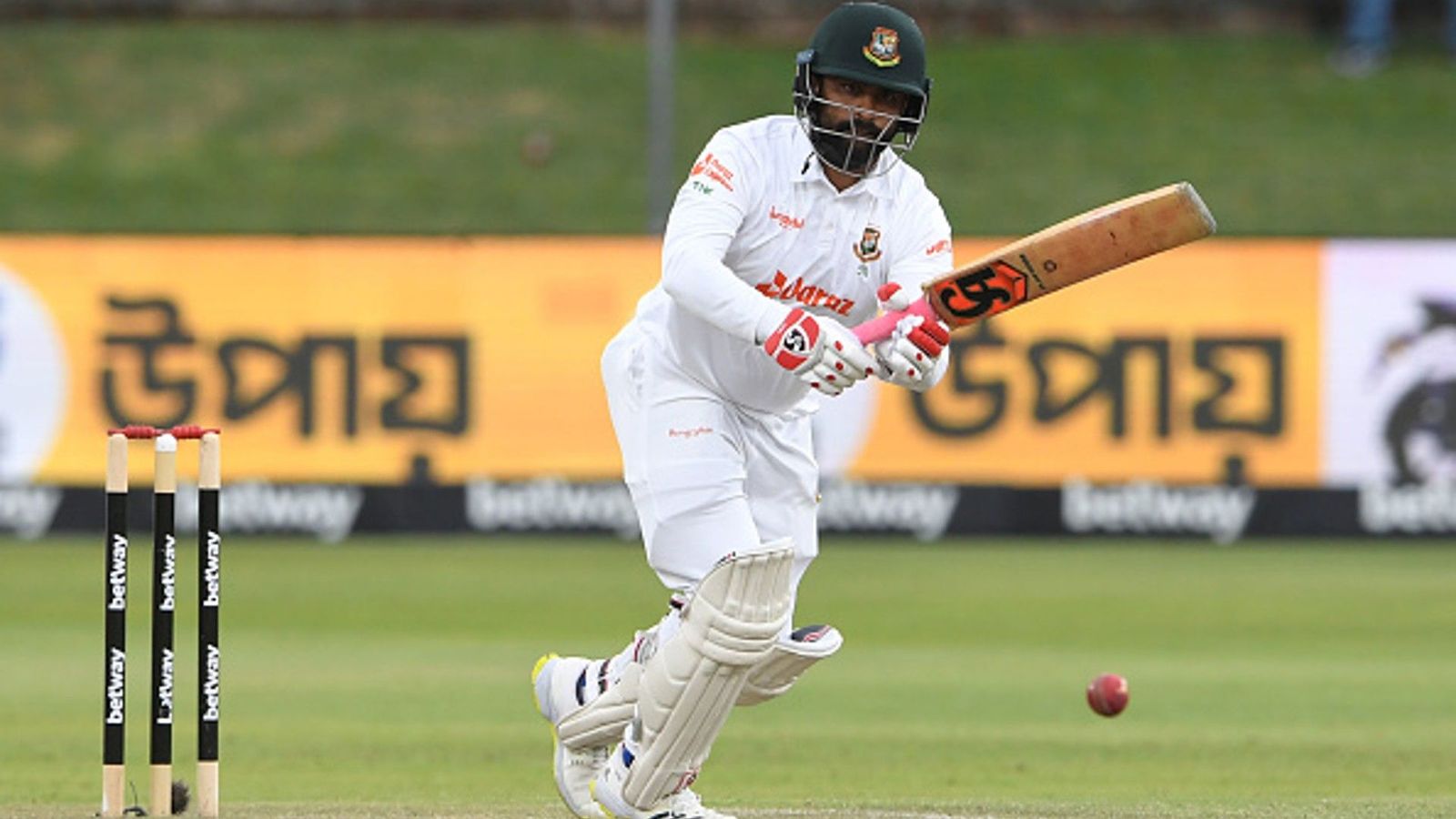 SL vs BAN 1st Test: Tamim's towering ton helps Bangladesh take charge on Day 3 SL vs BAN 1st Test: Tamim's towering ton helps Bangladesh take charge on Day 3