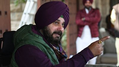 Navjot Singh Sidhu sentenced to one-year imprisonment in 1988 road rage case, 4 other controversies he was embroiled in SportsTak