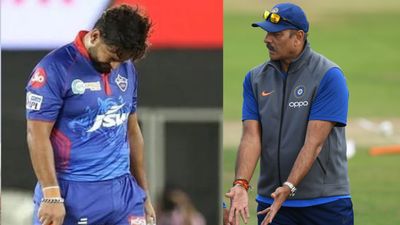 'No excuses, you can't hide behind anything, you didn't deserve to qualify': Shastri after Pant's DRS blunder against MI SportsTak