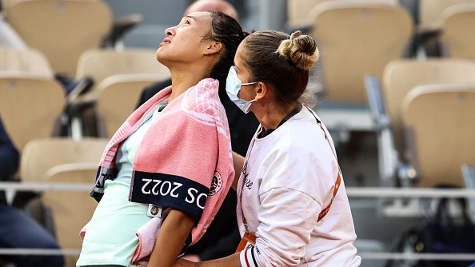 Menstrual cramps hinder Zheng's French Open dream, says 'I wish I can be a man on court' after loss to Swiatek Menstrual cramps hinder Zheng's French Open dream, says 'I wish I can be a man on court' after loss to Swiatek