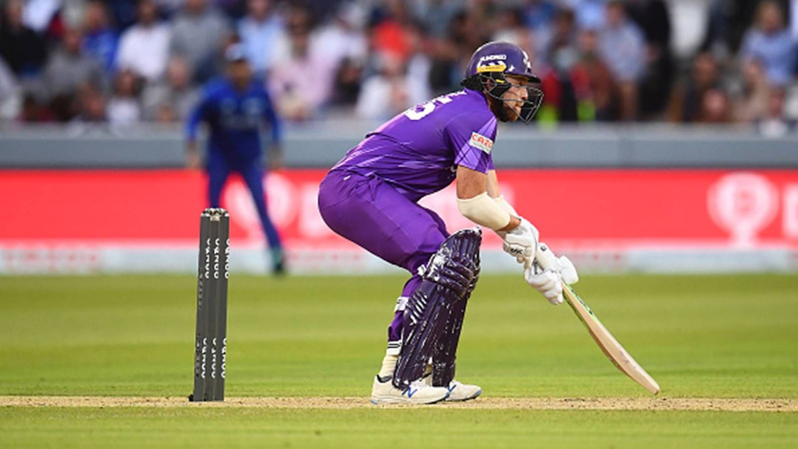 Scored just 18 runs from 4 matches for RCB, England all-rounder smashes 39-ball 75 to chase down 208 Scored just 18 runs from 4 matches for RCB, England all-rounder smashes 39-ball 75 to chase down 208