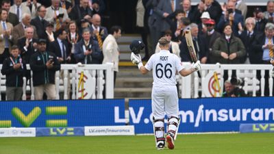 Former England skipper Joe Root opens up on 'unhealthy relationship with captaincy' after record-breaking knock against Kiwis SportsTak