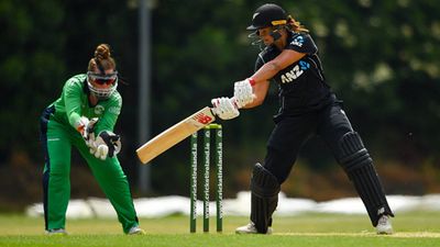 On This Day: When New Zealand scored record-breaking 490/4 and Ireland leg-spinner conceded most runs in ODI history SportsTak