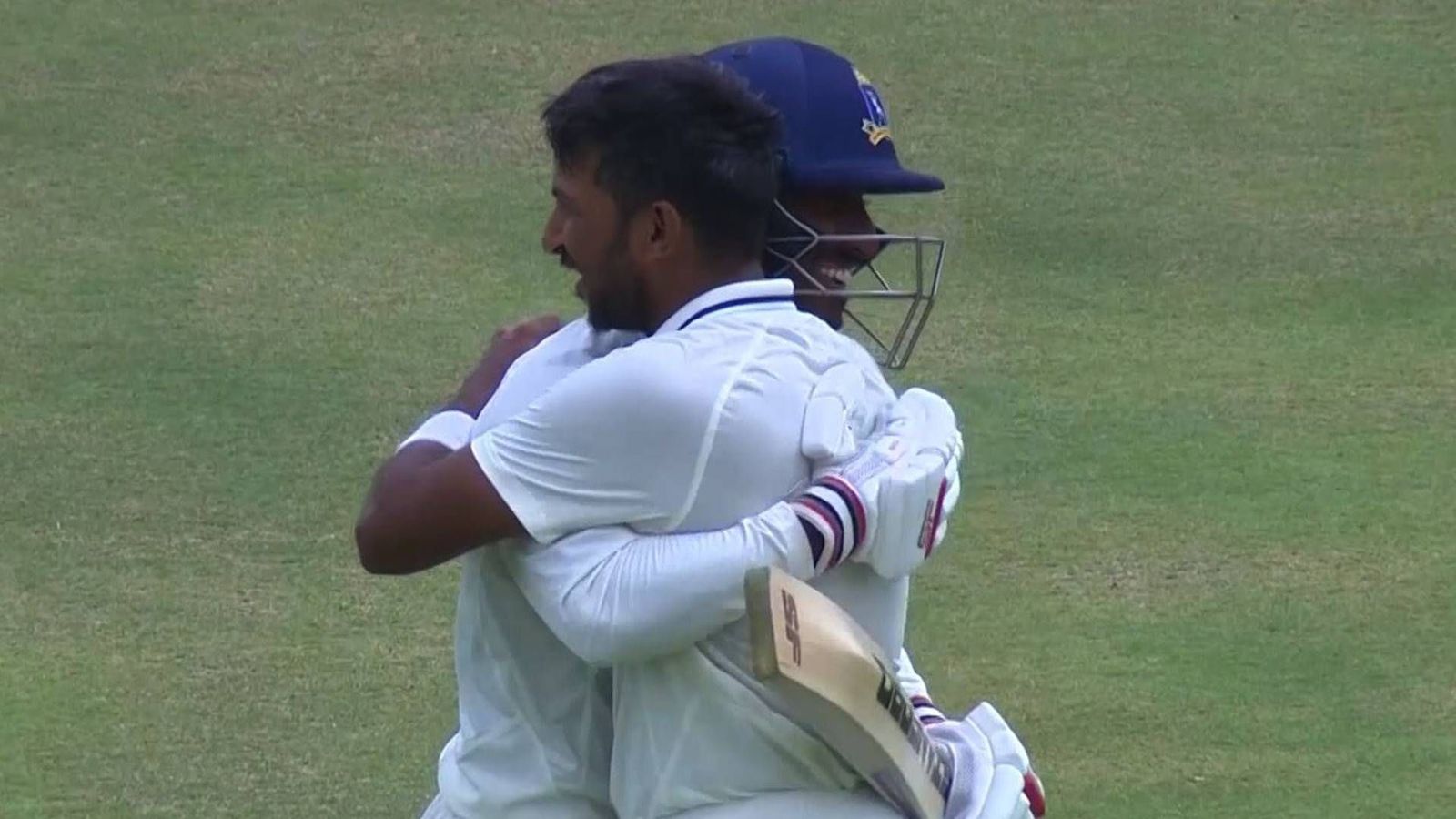 Bengal create First-Class record with top 9 batters scoring fifty-plus runs against Jharkhand in Ranji Trophy QF Bengal create First-Class record with top 9 batters scoring fifty-plus runs against Jharkhand in Ranji Trophy QF