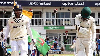 IND vs LEIC: Shubman Gill, R Ashwin stand out on dull last day of warm-up game SportsTak