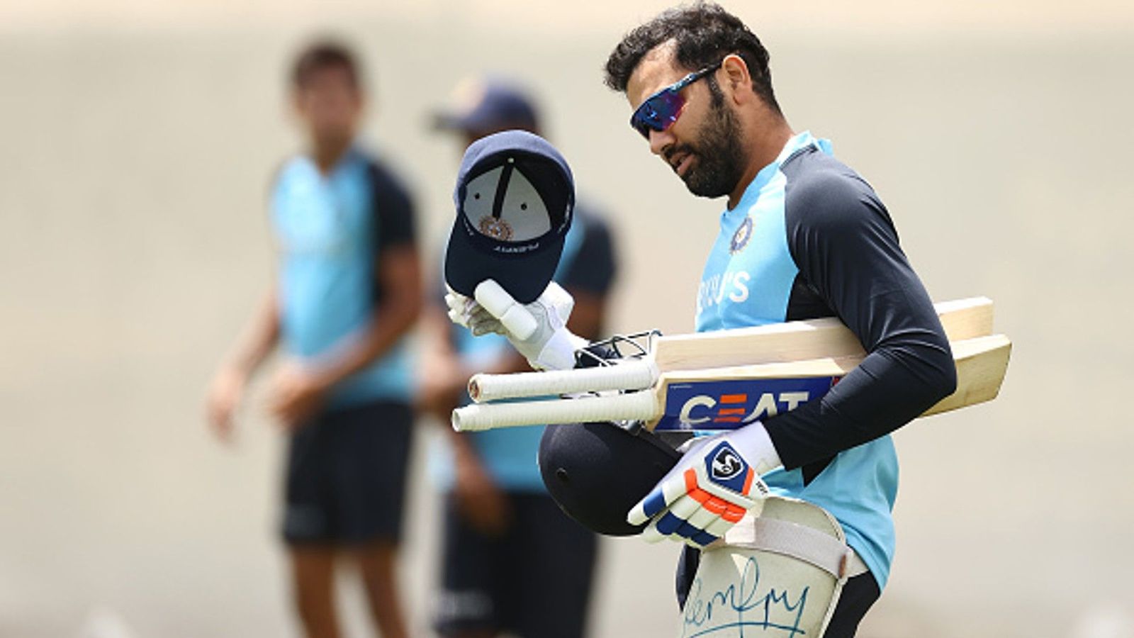 BIG UPDATE: Rohit Sharma out of isolation after testing negative for Covid-19, soon to join India's white-ball squad BIG UPDATE: Rohit Sharma out of isolation after testing negative for Covid-19, soon to join India's white-ball squad