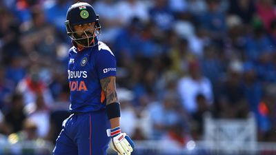 Virat Kohli gets injured, likely to miss first ODI vs England SportsTak