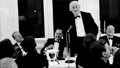 The comedian-cum-cricketer whose bowling average is worst for a former England Test player SportsTak