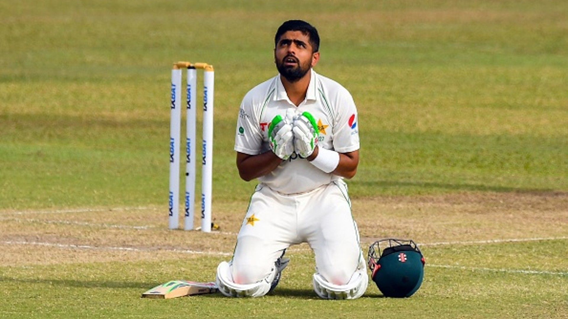 Babar's blistering ton rescues Pakistan to leave Galle Test vs Sri Lanka evenly poised Babar's blistering ton rescues Pakistan to leave Galle Test vs Sri Lanka evenly poised