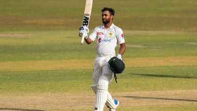 Abdullah Shafique leads fightback with century as Pakistan look to chase down 342 runs to beat Sri Lanka SportsTak