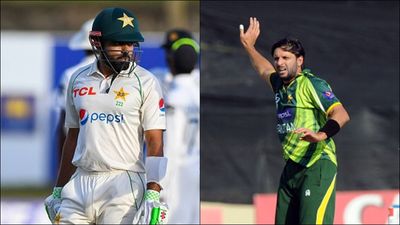 Shahid Afridi not happy with Pakistan's batting order in record-breaking run chase against Sri Lanka SportsTak