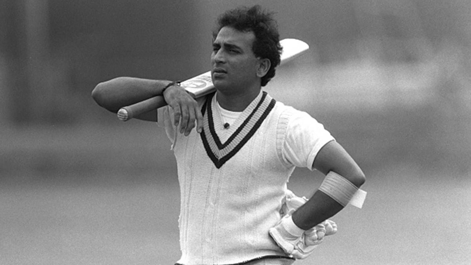 Not Tendulkar or Dhoni, Sunil Gavaskar gets the ultimate respect from English with huge 5,000-acre gesture Not Tendulkar or Dhoni, Sunil Gavaskar gets the ultimate respect from English with huge 5,000-acre gesture