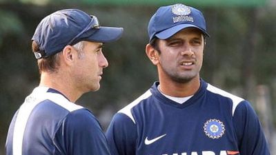 Rahul Dravid ropes in India’s World Cup 2011-winning mental conditioning coach ahead of T20 WC in Australia SportsTak