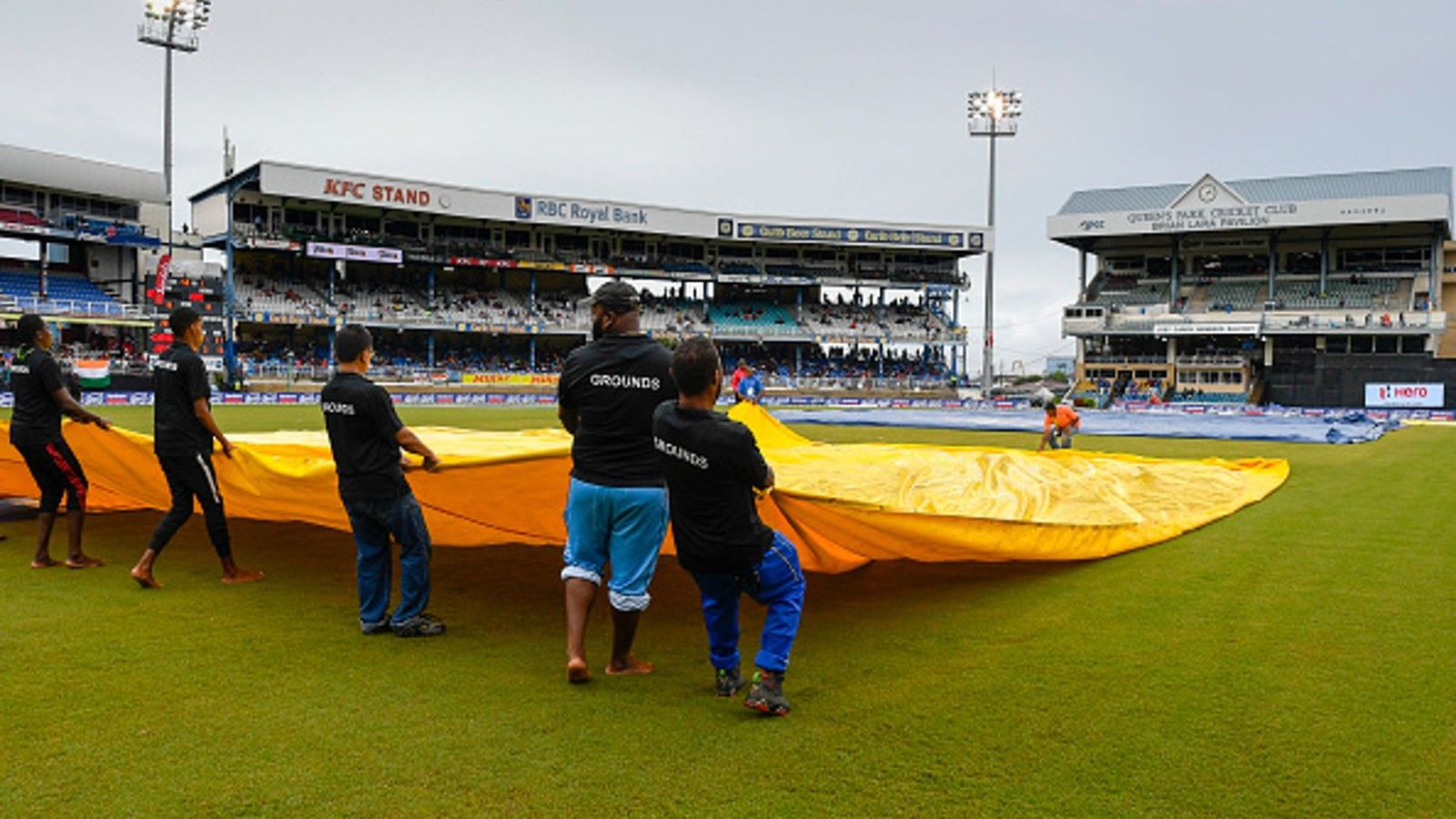 Big Update on IND vs WI 3rd ODI: Rain has stopped as match is likely to resume at 11:15 pm in curtailed overs game Big Update on IND vs WI 3rd ODI: Rain has stopped as match is likely to resume at 11:15 pm in curtailed overs game
