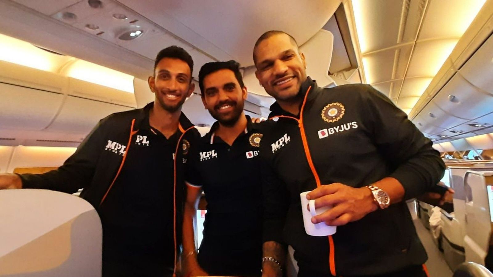 IND vs ZIM: KL Rahul-led Team India leaves for Zimbabwe ODI series, see viral pics IND vs ZIM: KL Rahul-led Team India leaves for Zimbabwe ODI series, see viral pics