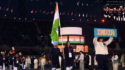 'Kehte hain humko pyar se India waale': Indian athletes celebrate 75th anniversary of Independence SportsTak