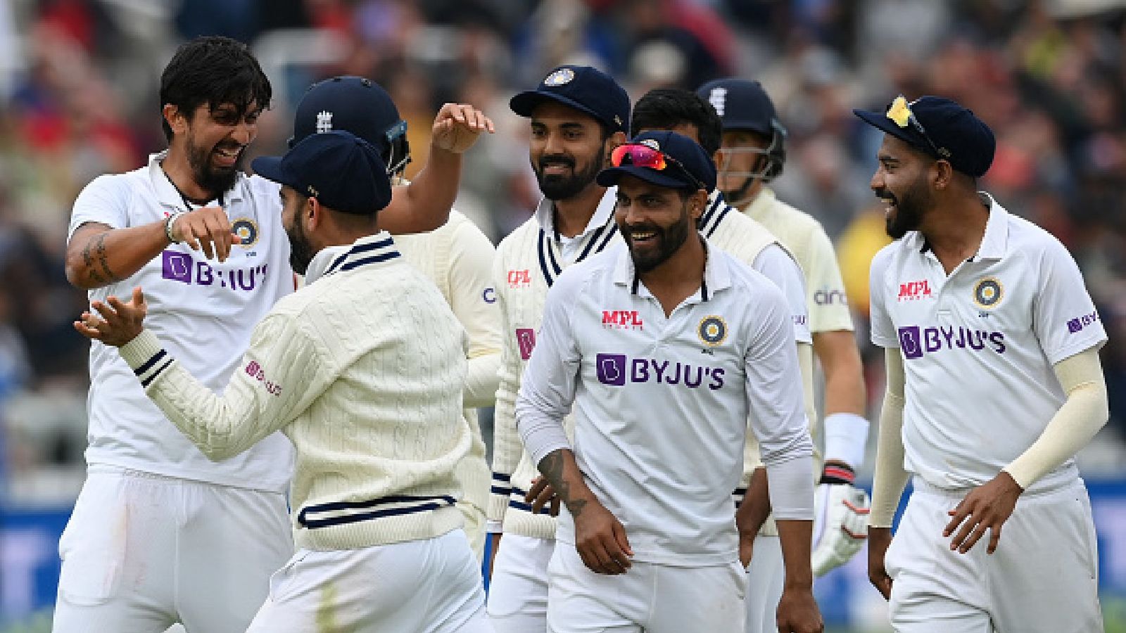 Star Indian bowler inks deal with Warwickshire, set to play three matches in County Championship Star Indian bowler inks deal with Warwickshire, set to play three matches in County Championship