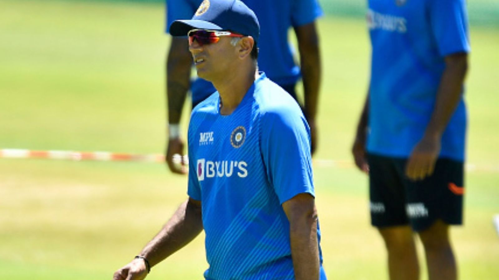 India head coach Rahul Dravid tests Covid positive, reports suggest doubtful for Asia Cup 2022 India head coach Rahul Dravid tests Covid positive, reports suggest doubtful for Asia Cup 2022