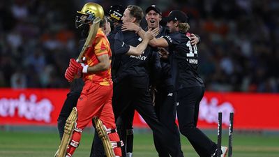 Moeen Ali's team bags embarrassing record in The Hundred, give Birmingham Phoenix fans Deja Vu moment SportsTak