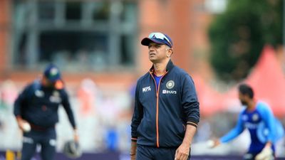 Watch here: Rahul Dravid refrains from using word 'sexy' during IND vs PAK press conference SportsTak
