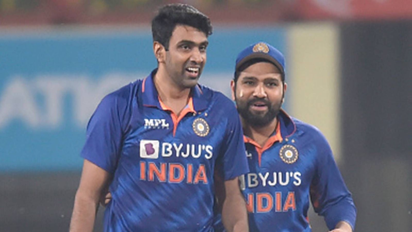 IND vs SL: Rohit Sharma ignores Dinesh Karthik again, brings in R Ashwin for leg-spinner in must-win Super 4 clash IND vs SL: Rohit Sharma ignores Dinesh Karthik again, brings in R Ashwin for leg-spinner in must-win Super 4 clash