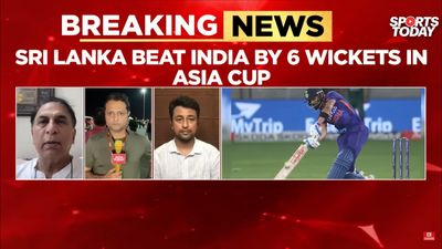 EXCLUSIVE: Not having a reserve bowler cost India the game - Sunil Gavaskar SportsTak