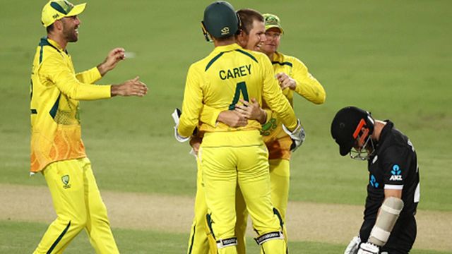 New Zealand's ODI curse on Australian soil continues, get bundled out for 82 in chase of 196 New Zealand's ODI curse on Australian soil continues, get bundled out for 82 in chase of 196