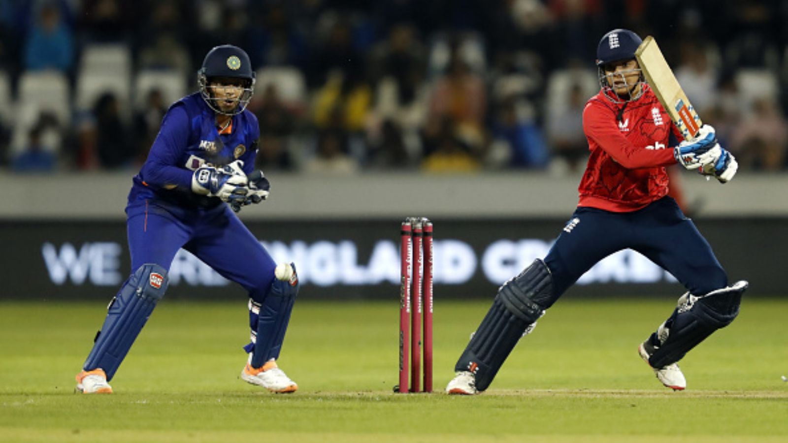 England's Sarah Glenn, Sophia Dunkley condemn India to nine-wicket loss in first T20I England's Sarah Glenn, Sophia Dunkley condemn India to nine-wicket loss in first T20I