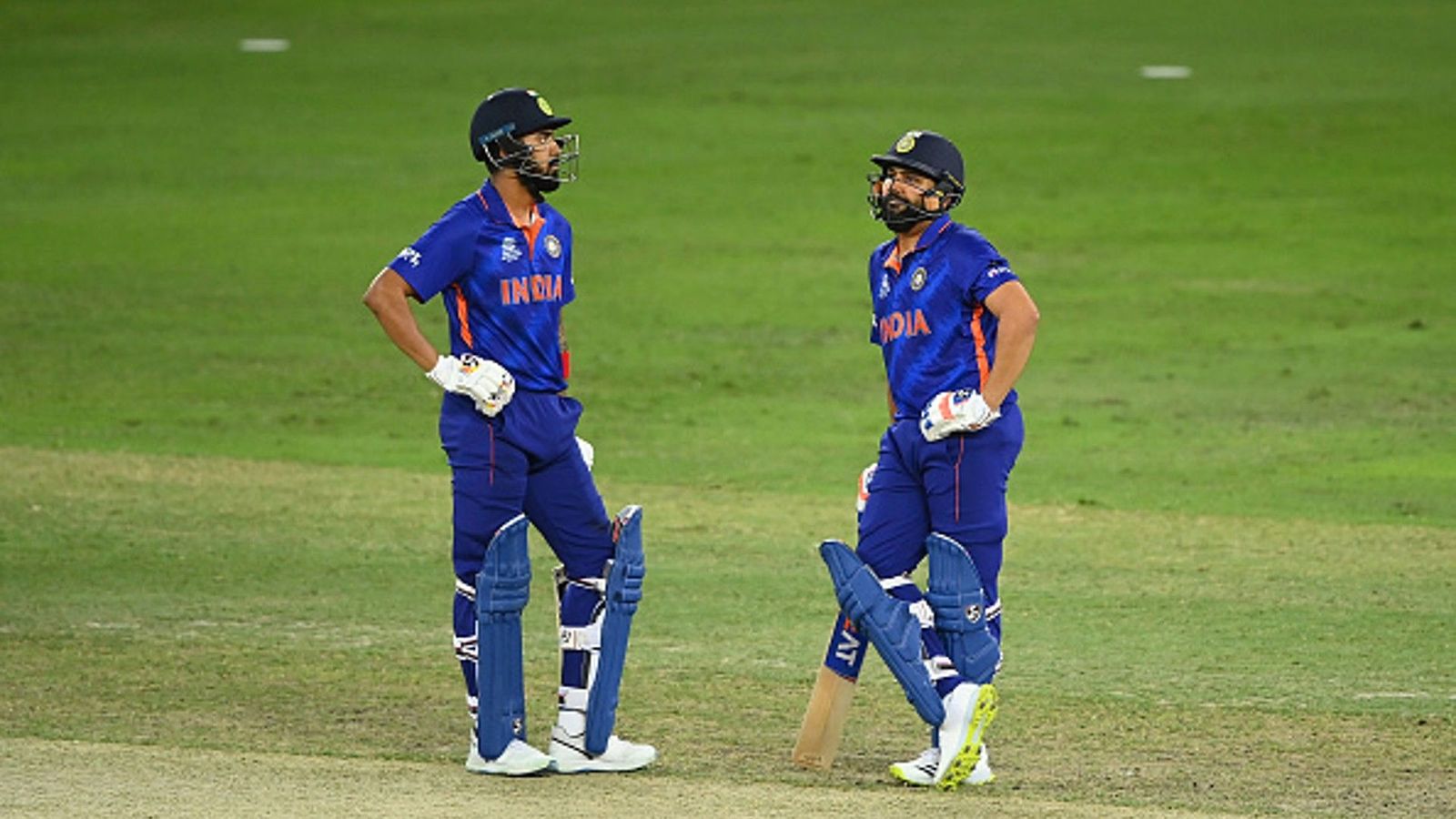 'India's T20 WC campaign will be same as it was at the Asia Cup...': Veteran Pakistan cricketer warns Rohit, Rahul 'India's T20 WC campaign will be same as it was at the Asia Cup...': Veteran Pakistan cricketer warns Rohit, Rahul