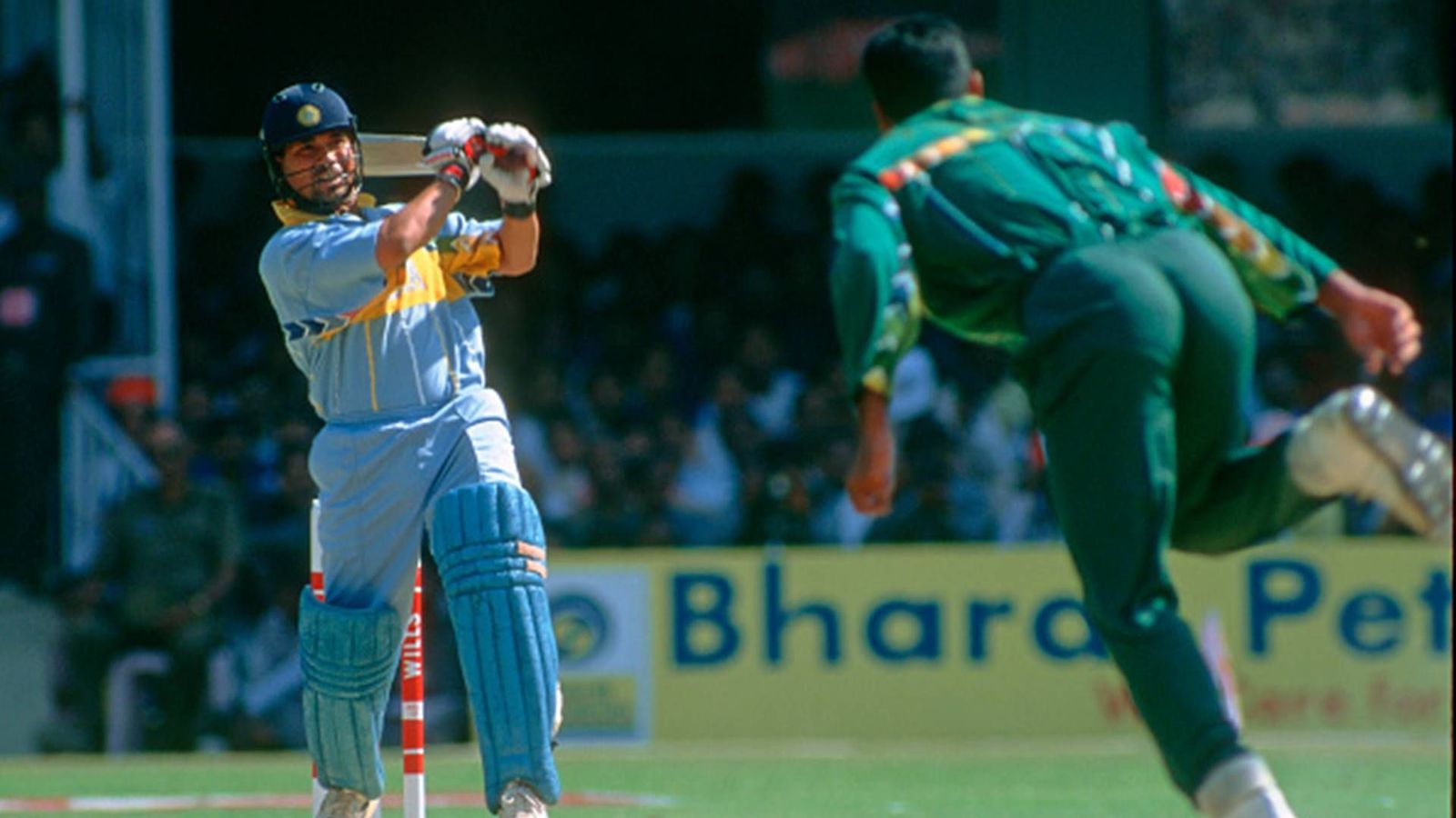 On This Day: Sachin Tendulkar smashed Pakistan bowlers in first ever ODI in Canada On This Day: Sachin Tendulkar smashed Pakistan bowlers in first ever ODI in Canada