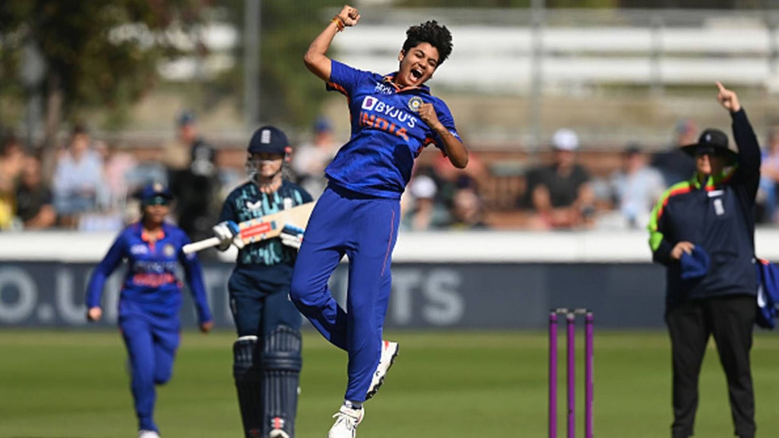 Meghna Singh asked to remove her wristwatch after English batter's complaint, pacer replies with wicket in next over Meghna Singh asked to remove her wristwatch after English batter's complaint, pacer replies with wicket in next over