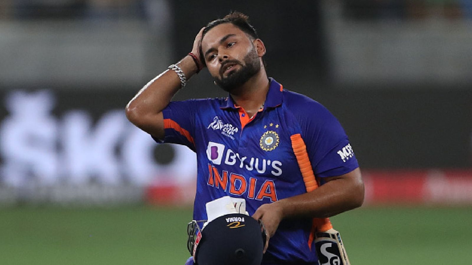 'He does not fit in number 4 or 5': Ex-India opener voices concerns on Rishabh Pant's form, says best to leave him out 'He does not fit in number 4 or 5': Ex-India opener voices concerns on Rishabh Pant's form, says best to leave him out