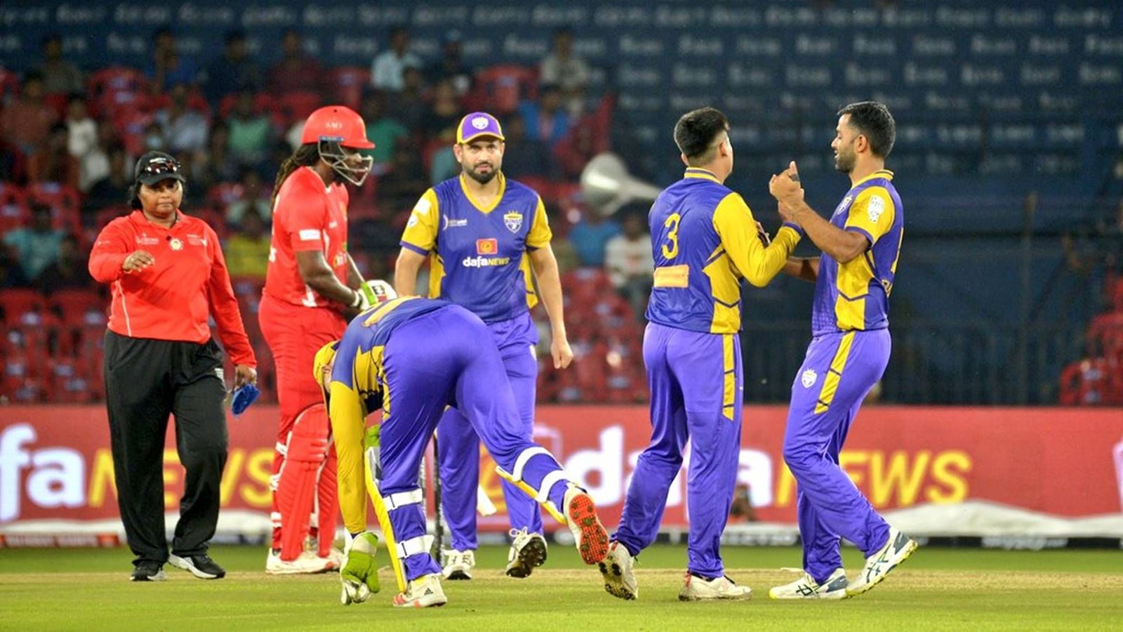 Irfan Pathan's Bhilwara Kings romp over Virender Sehwag's Gujarat Giants as Chris Gayle disappoints in massive 57-run loss Irfan Pathan's Bhilwara Kings romp over Virender Sehwag's Gujarat Giants as Chris Gayle disappoints in massive 57-run loss