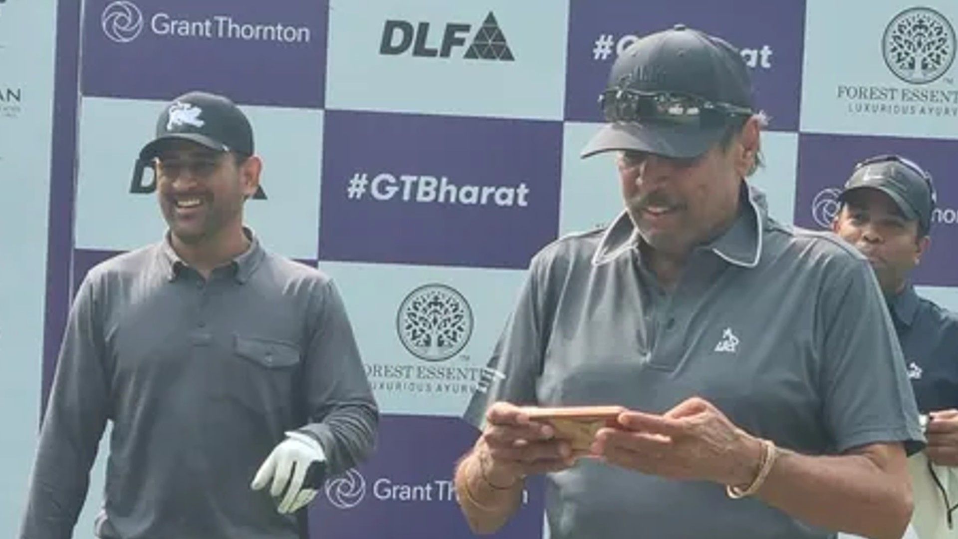 Legends' Day Out: World Cup heroes Kapil Dev, MS Dhoni reunite on golf course; video goes viral Legends' Day Out: World Cup heroes Kapil Dev, MS Dhoni reunite on golf course; video goes viral