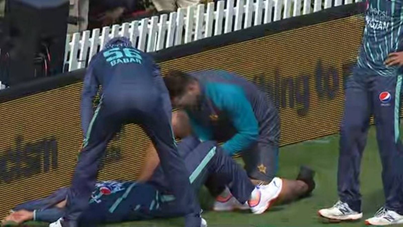 Pakistan's explosive middle-order batter injures knee ahead of T20 World Cup 2022 encounter against India Pakistan's explosive middle-order batter injures knee ahead of T20 World Cup 2022 encounter against India