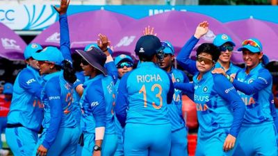 Indian bowlers carry out Sri Lankan batting lineup's total annihilation as Harmanpreet Kaur's brigade win 7th Asia Cup title SportsTak