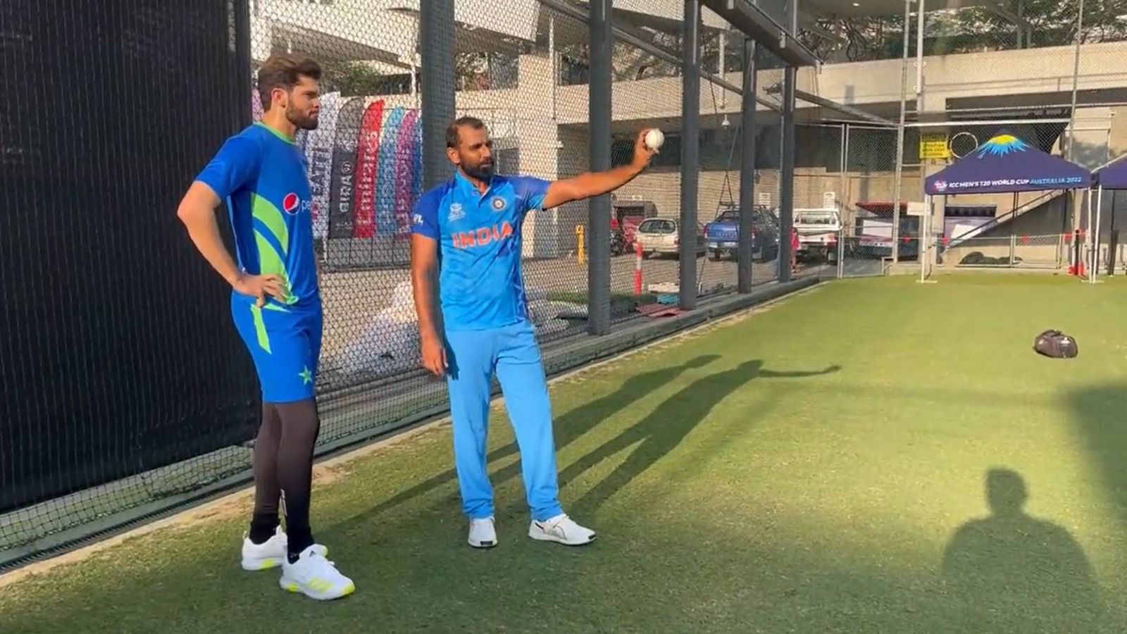 'Aapki na wrist position aur seam ka jawab nahi hai': Shaheen Afridi's interesting chat with Mohammed Shami before practice match 'Aapki na wrist position aur seam ka jawab nahi hai': Shaheen Afridi's interesting chat with Mohammed Shami before practice match