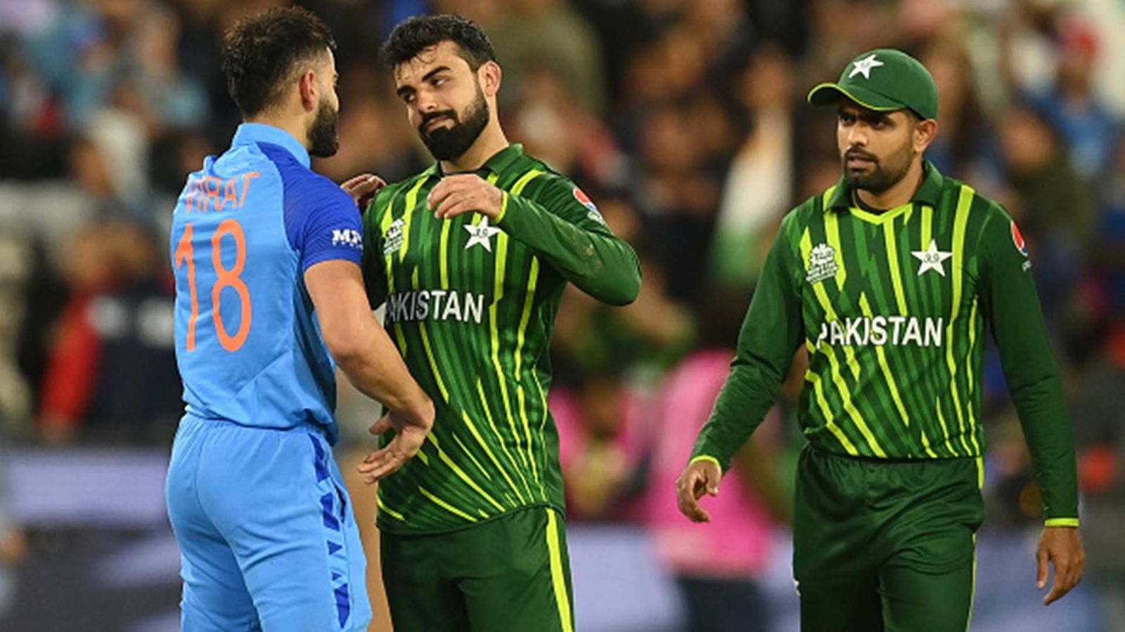 Babar Azam hails Virat Kohli for showing 'his class today', explains why Mohammad Nawaz bowled 20th over Babar Azam hails Virat Kohli for showing 'his class today', explains why Mohammad Nawaz bowled 20th over